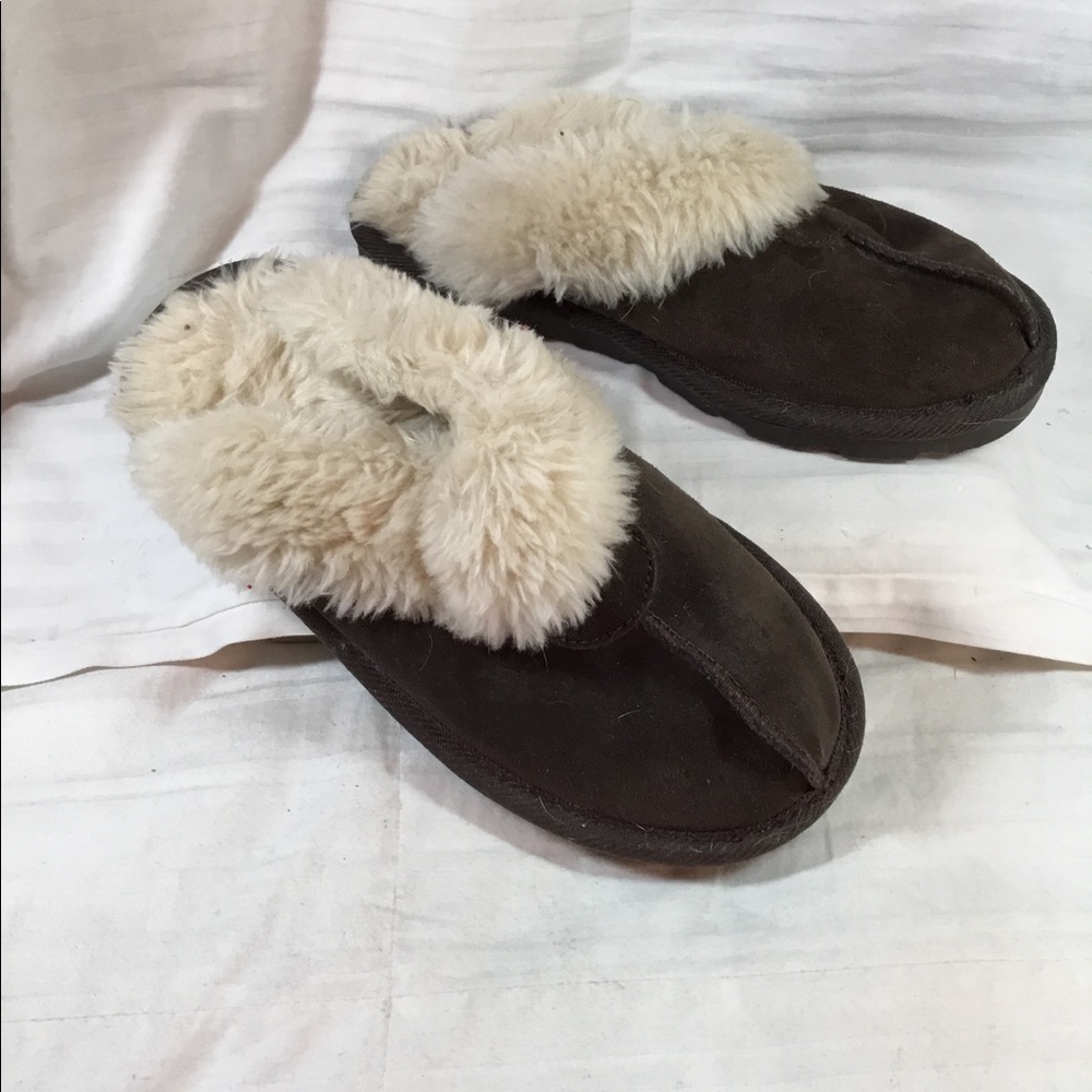 Soxtab plush lined slippers, suede toe, size 5,